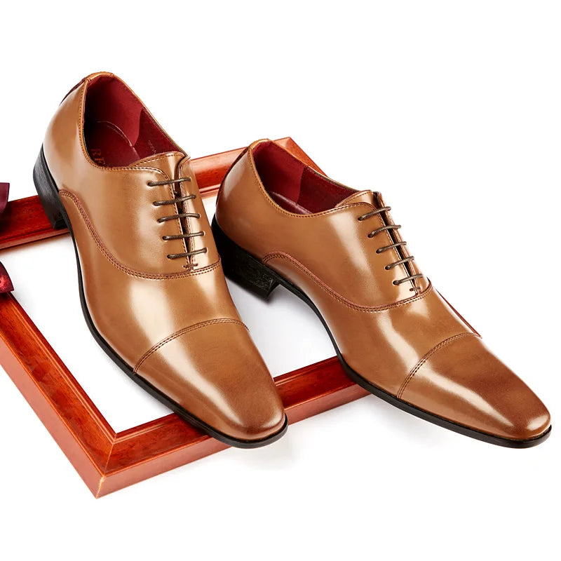 2025 Business New Fashion Men Dress Shoes Leather Men Wedding Oxford Shoes Lace-Up Office Suit Men's Casual Shoes Luxury Formal