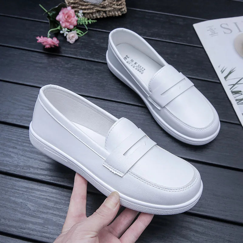 2024 New Summer White Nurse Shoes Women Soft Sole Fashion Comfortable Casual Comfortable Non-slip Flat Sports Walking Shoes