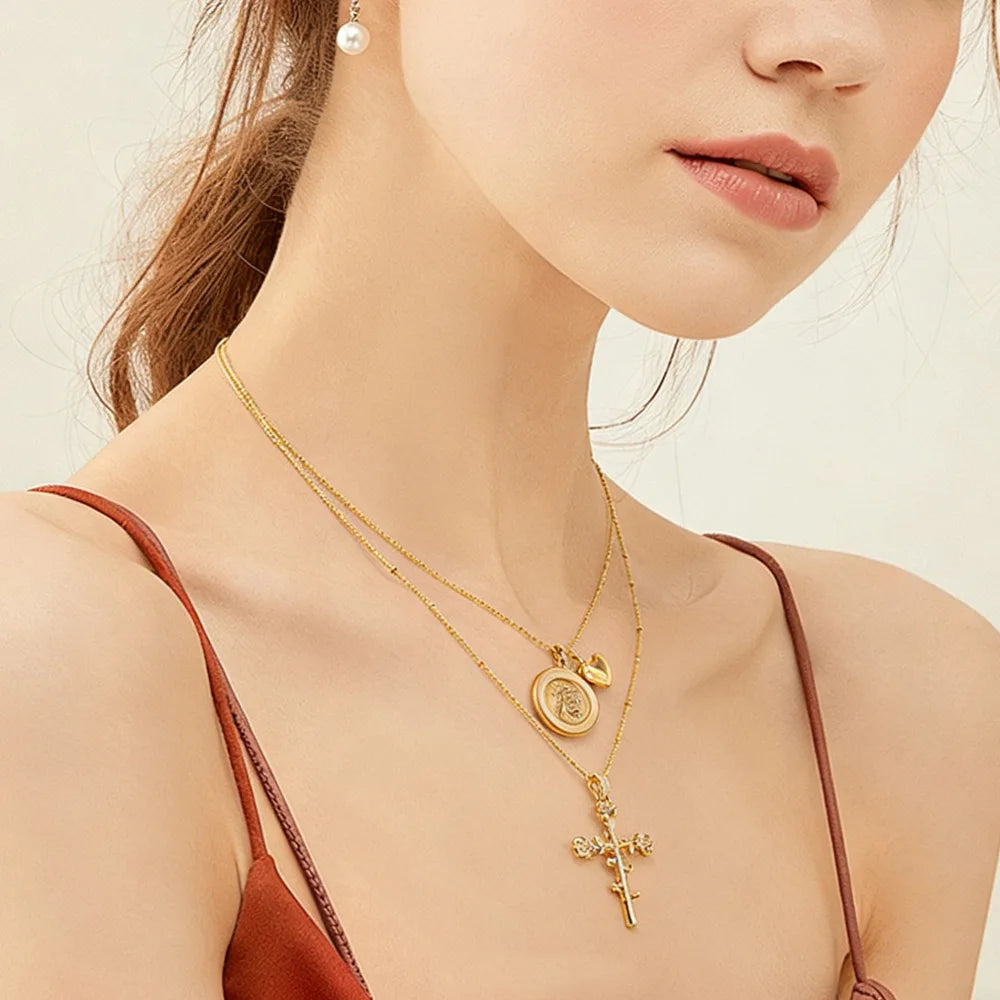 FLOLA New Design Gold Plated Rose Flower Cross Necklaces for Women CZ Crystal Fe Cross Necklaces Catholic Jewelry nkeb489