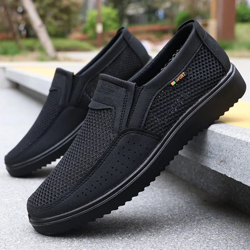 Men Casual Shoes Comfortable Sneakers Summer Breathable Men Loafers Non-slip Lightweight Men Shoes Outdoor Mesh Walking Shoes