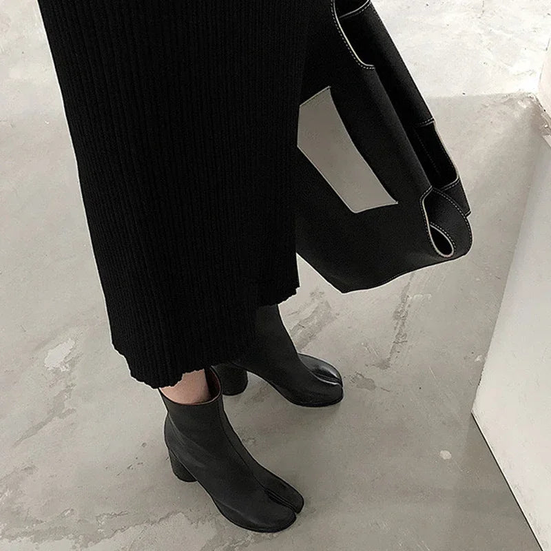 2025 New Women Pumps Fashion Split Toe Shoes Woman Luxury Brand Design Women Caucal Shoes Ins Style Elegant High Heels Female