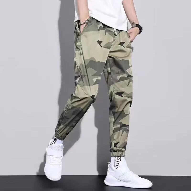 Men's Lightweight Hiking Climbing Pants Trend Camouflage Outdoor Sports Trousers Baggy Bound Feet Designer Casual Street Pants