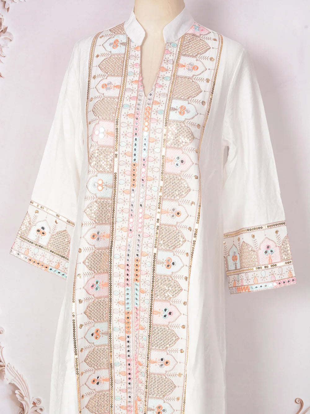 2025 Muslim Women Long Sleeve Kaftan Arabic Sequins Embroidered Party Evening Long Abaya Muslim Fashion Dresses Abaya Dubai