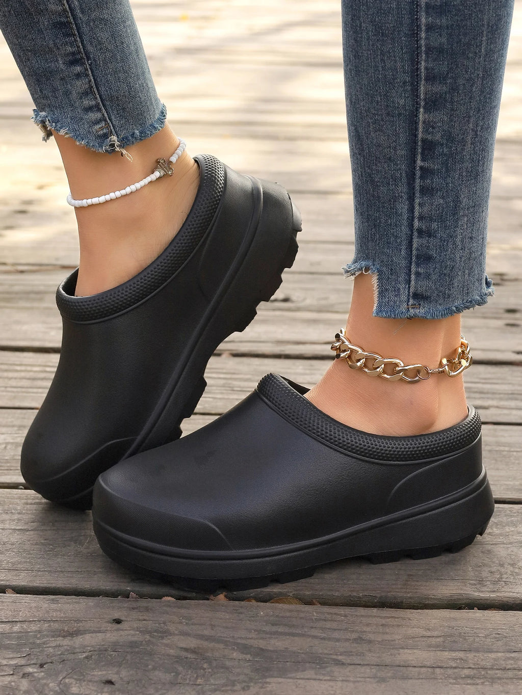 2026 Women's Large Water Shoes Nurse Shoes Chef Work Shoes Garden Shoe Fashion EVA Beach Sandals Kitchen Shoe 35-45