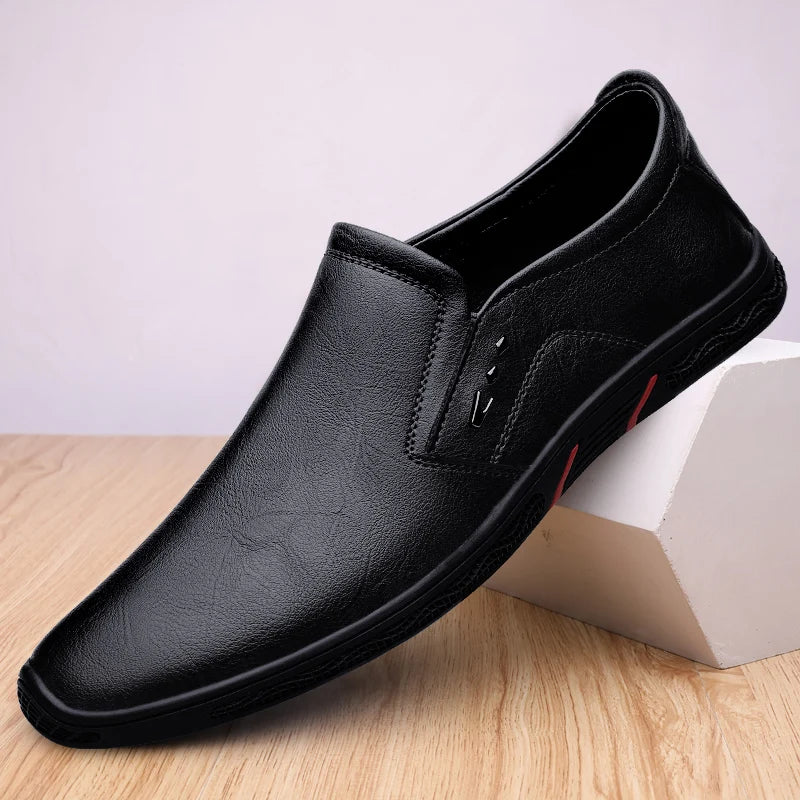 Leather Men Casual Shoes Breathable Soft Sole Office Loafers Shoes Men Designer Shoes Men Italian Brand Moccasins Zapatos Hombre