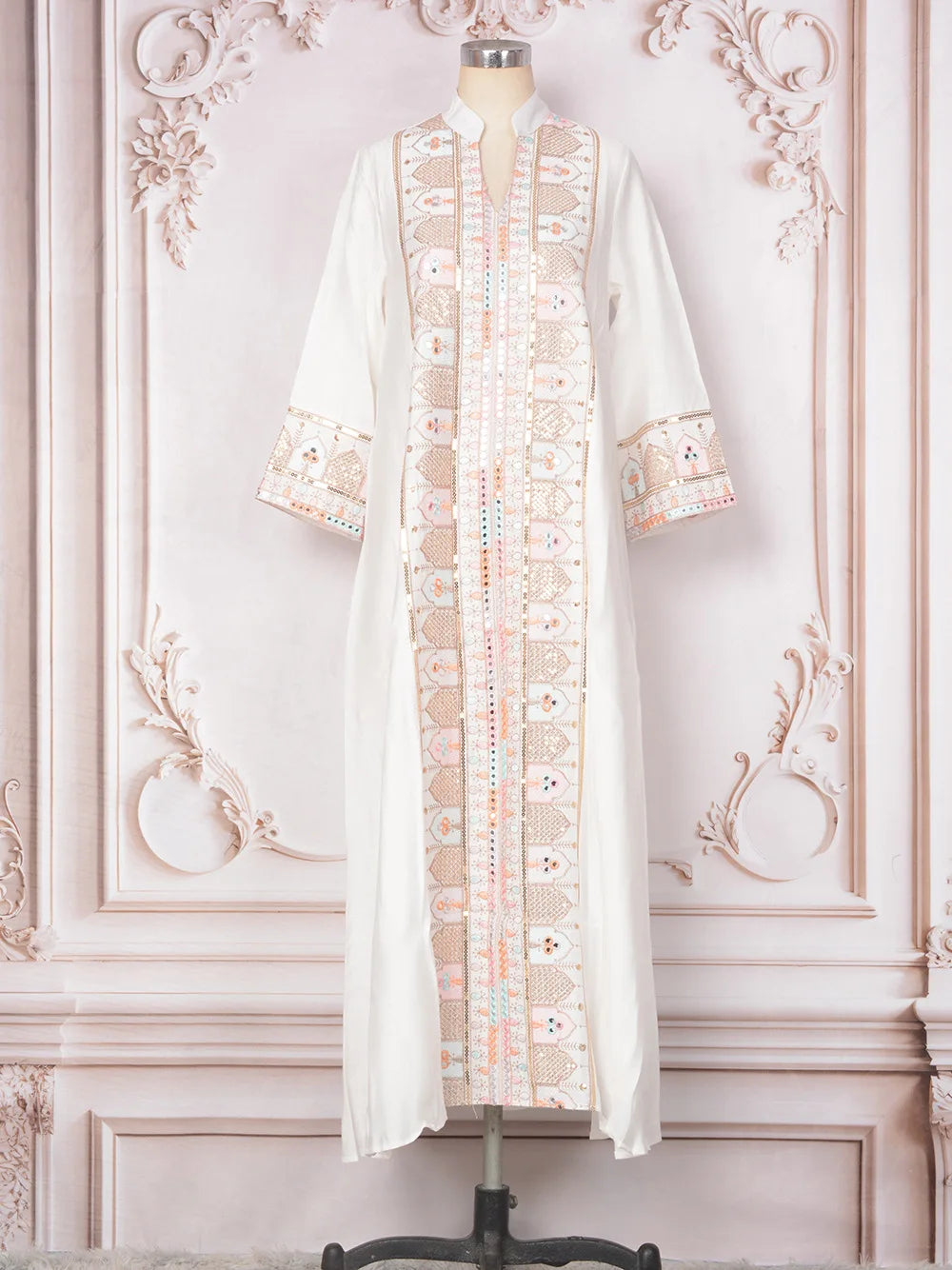 2025 Muslim Women Long Sleeve Kaftan Arabic Sequins Embroidered Party Evening Long Abaya Muslim Fashion Dresses Abaya Dubai