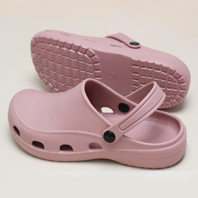 Professional Scrubs Clogs Ultra Light Nurse Work Shoes Anti Slip Pediatric Slippers Breathable Dentist Nursing Shoes 5X03-04