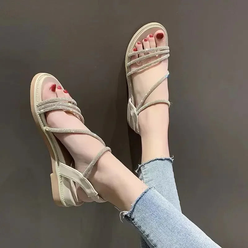 New Women's Shoes: Fashionable, Casual, and Versatile Flat Sandals