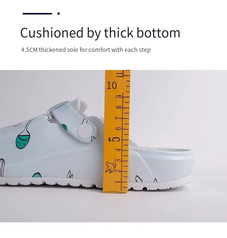 A Pair of New Summer Women's Slippers for Doctors and Nurses, Non-Slip, Wear-Resistant, Casual Closed-Toe Shoes, Versatile Sports Women's Slippers