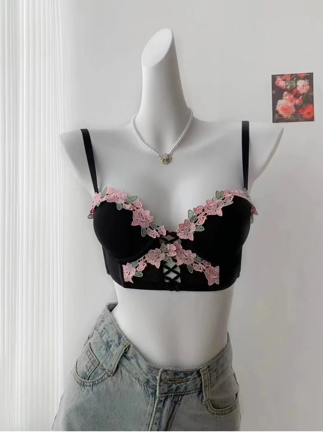 MOYISU London Anime Bralette - Delicate Wireless Bra for Set Teens, Japanese Summer Lingerie Small Bust Close-Fit Subtle Allure