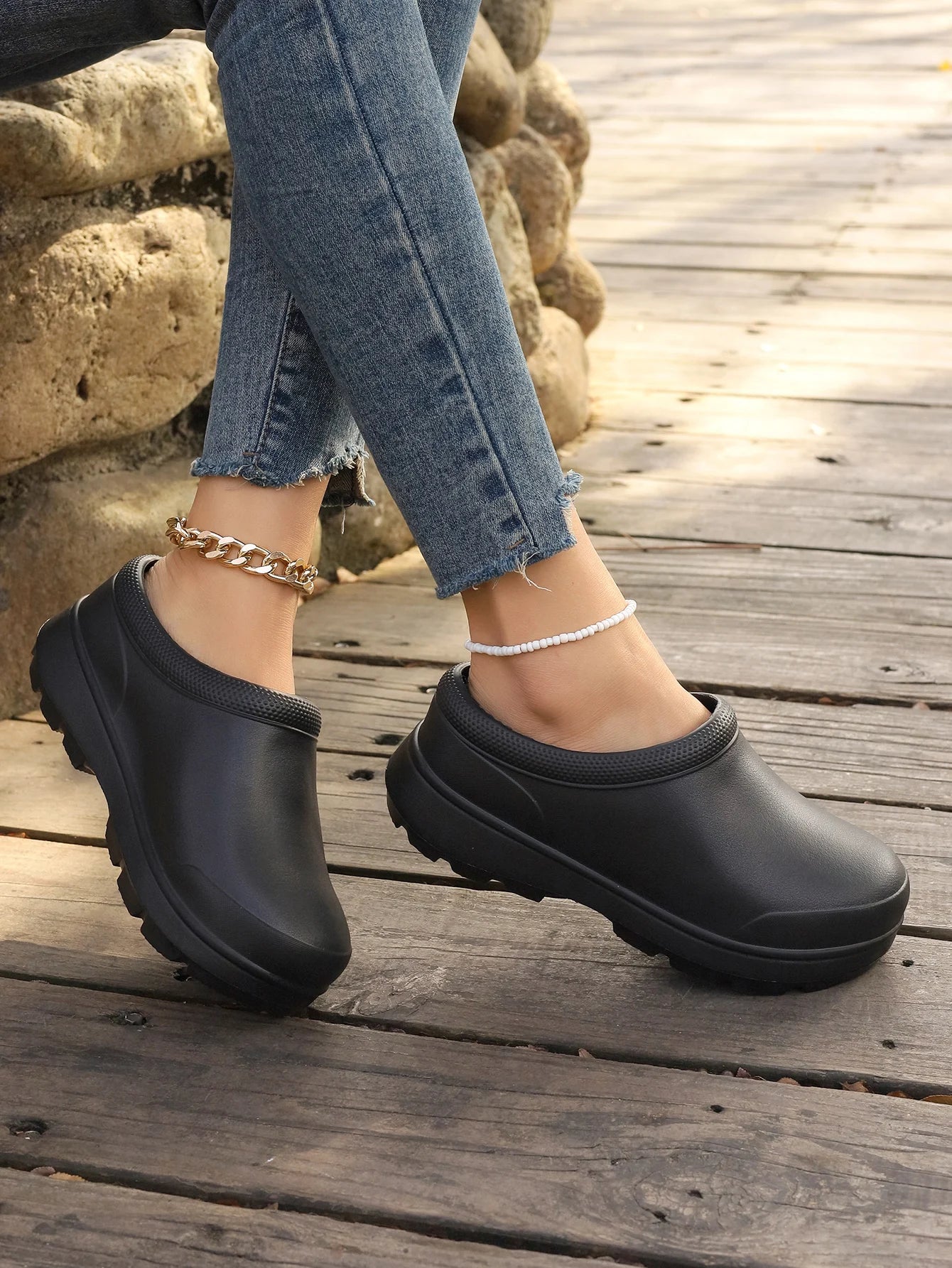 2026 Women's Large Water Shoes Nurse Shoes Chef Work Shoes Garden Shoe Fashion EVA Beach Sandals Kitchen Shoe 35-45