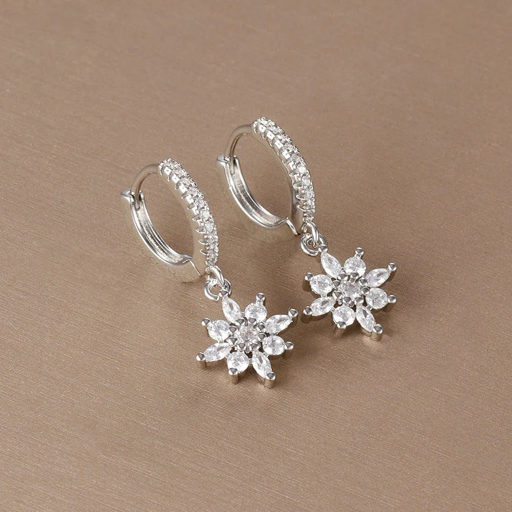 Luxury Stainless Steel Star Dangle Earrings For Women Sparkling Zircons Geometric Ear Piercing Earring Fashion Jewelry aretes