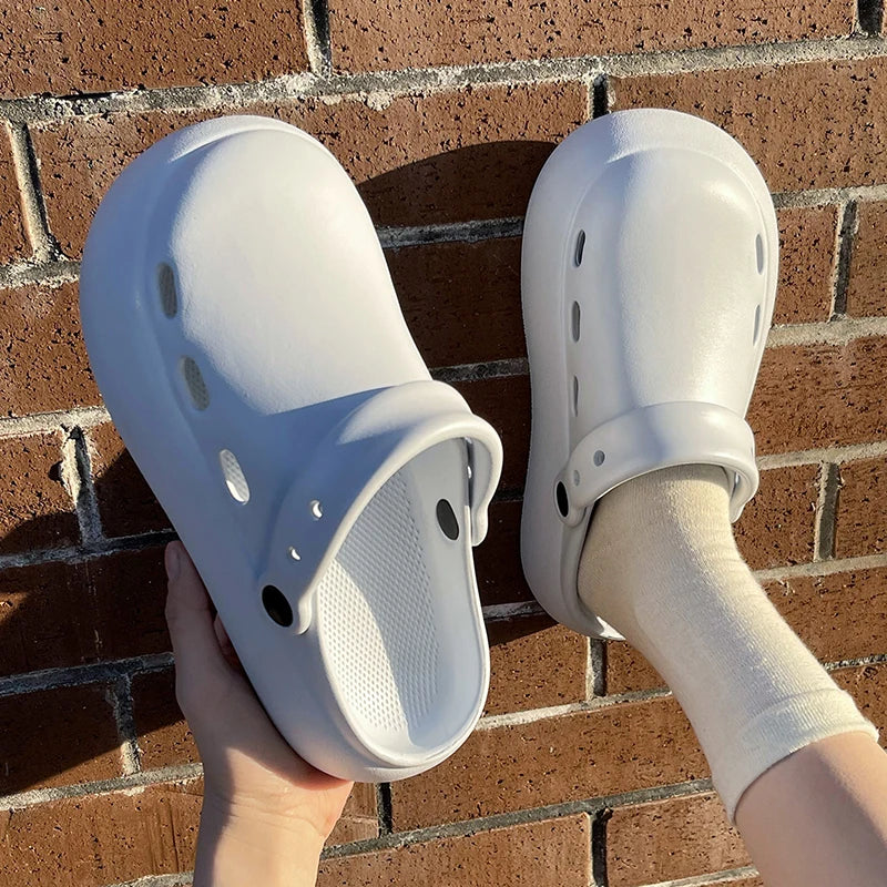 Fashion Nurse Shoes Summer Casual Dentist Clogs Non Slip Nursing Slippers Unisex Outdoor Garden Sandals for Women Slippers