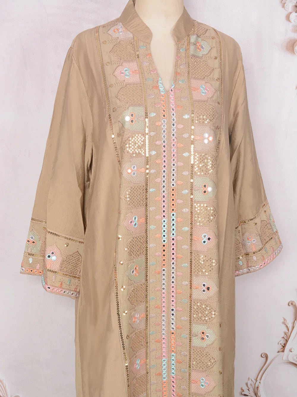 2025 Muslim Women Long Sleeve Kaftan Arabic Sequins Embroidered Party Evening Long Abaya Muslim Fashion Dresses Abaya Dubai