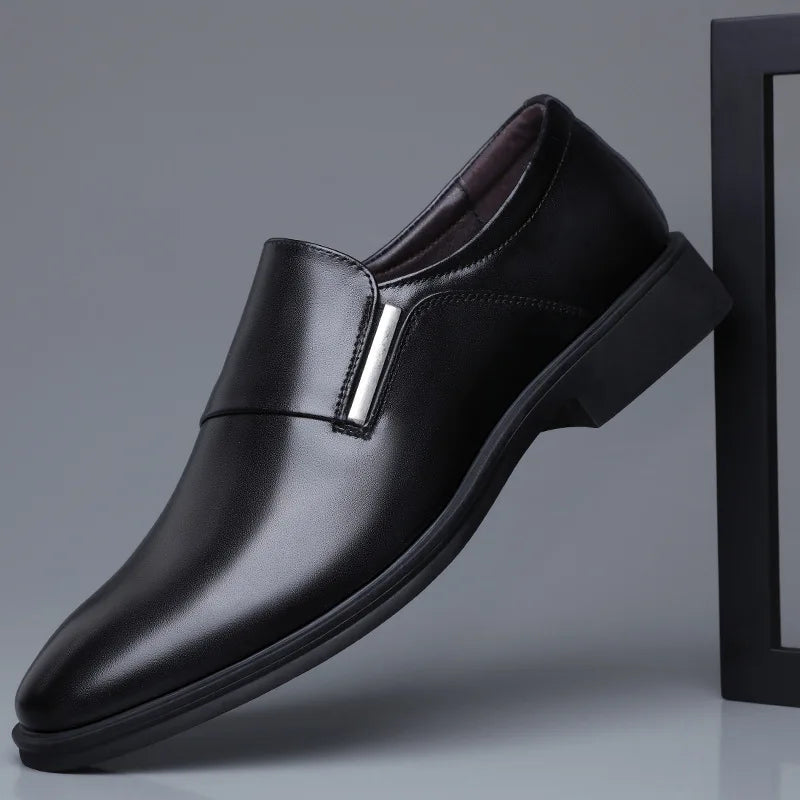 2025 New Men's Elevating Dress Shoes British Style Pointed-Toe Cowhide Leather Soft White Oxfords Formal Business Footwear