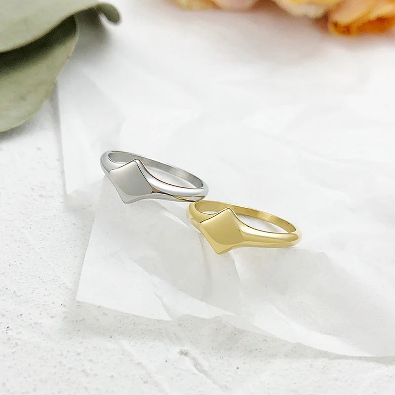 Elegant Personalized Name Bar Ring for Women Gold Color Stainless Steel Signet Stamp Ring Round Square Initial Custom Jewelry
