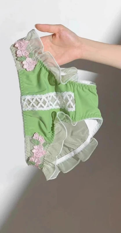 MOYISU London Anime Bralette - Delicate Wireless Bra for Set Teens, Japanese Summer Lingerie Small Bust Close-Fit Subtle Allure