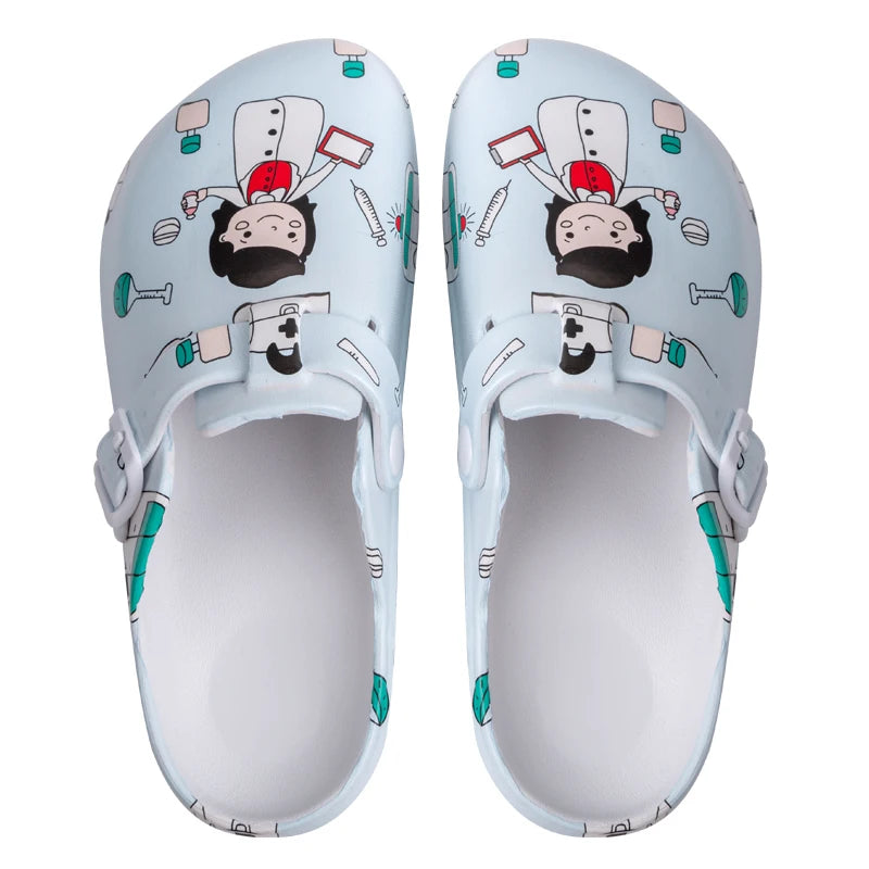 A Pair of New Summer Women's Slippers for Doctors and Nurses, Non-Slip, Wear-Resistant, Casual Closed-Toe Shoes, Versatile Sports Women's Slippers