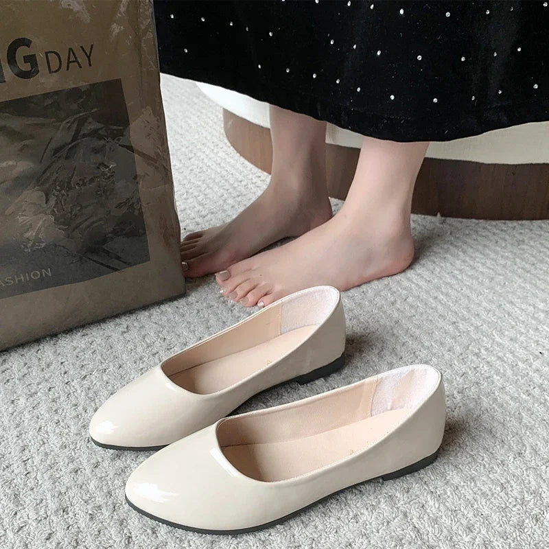 Women's Formal Uniform Shoes Spring Autumn Black Versatile Flat Shoes Women Causal Loafers Non-slip Ladies Ballet Leather Shoes