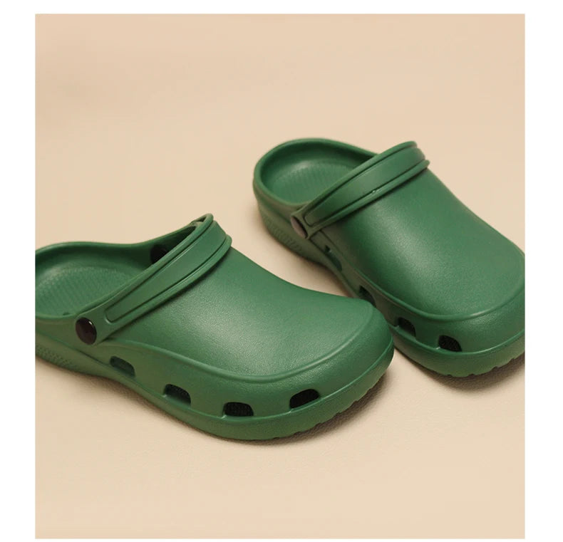 Professional Scrubs Clogs Ultra Light Nurse Work Shoes Anti Slip Pediatric Slippers Breathable Dentist Nursing Shoes 5X03-04