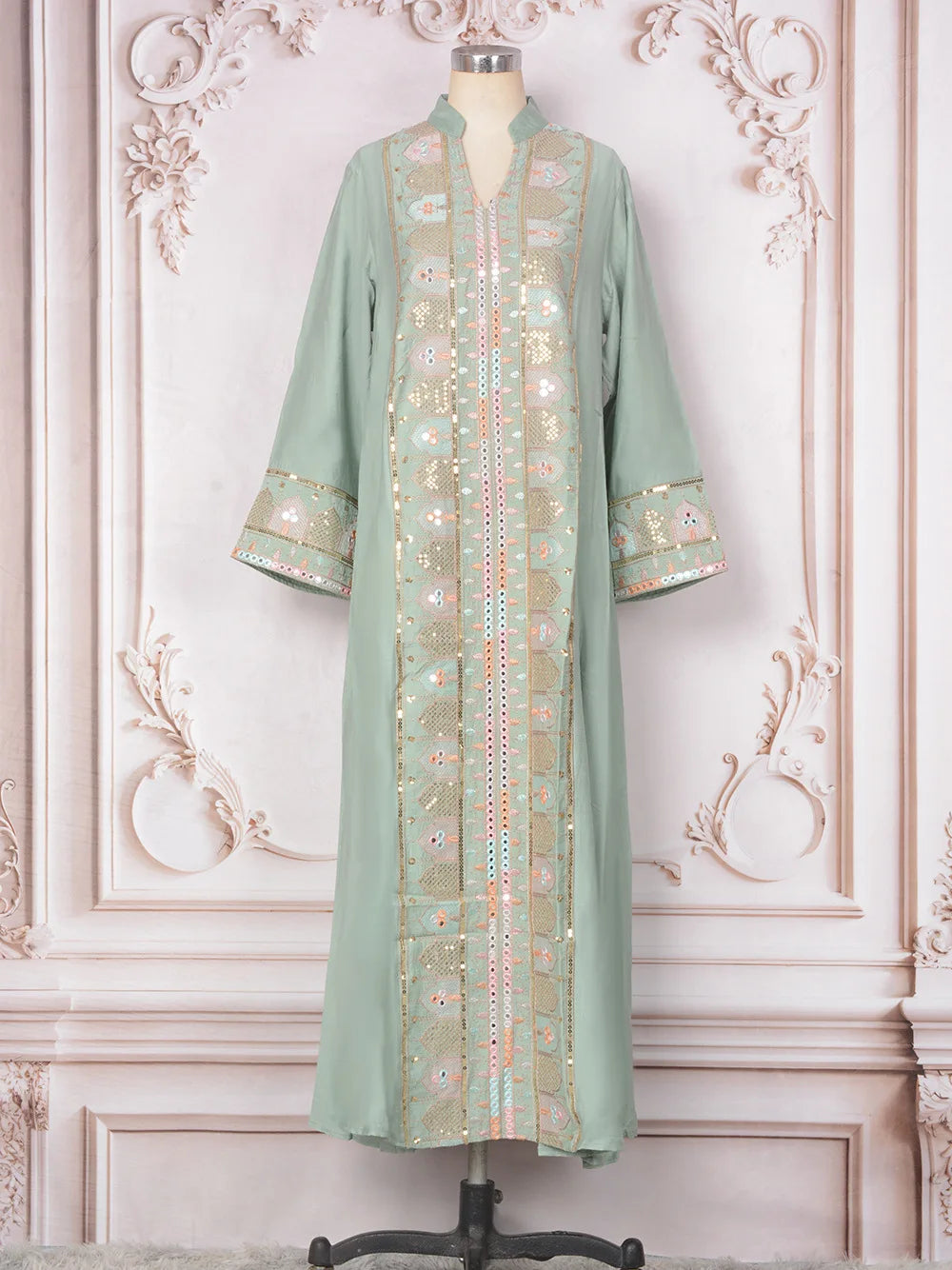 2025 Muslim Women Long Sleeve Kaftan Arabic Sequins Embroidered Party Evening Long Abaya Muslim Fashion Dresses Abaya Dubai