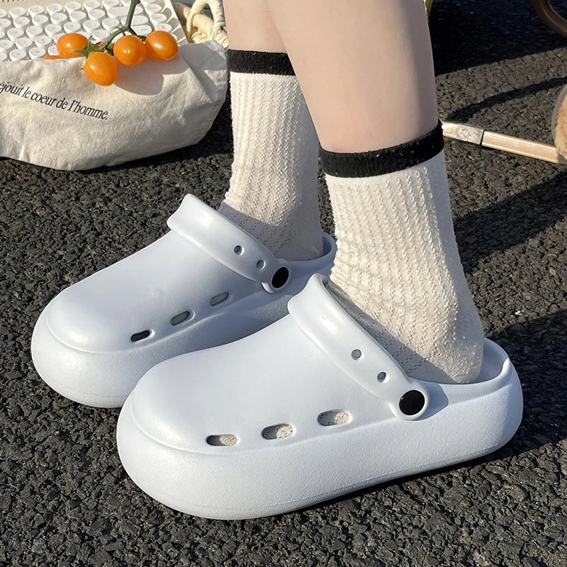 Fashion Nurse Shoes Summer Casual Dentist Clogs Non Slip Nursing Slippers Unisex Outdoor Garden Sandals for Women Slippers