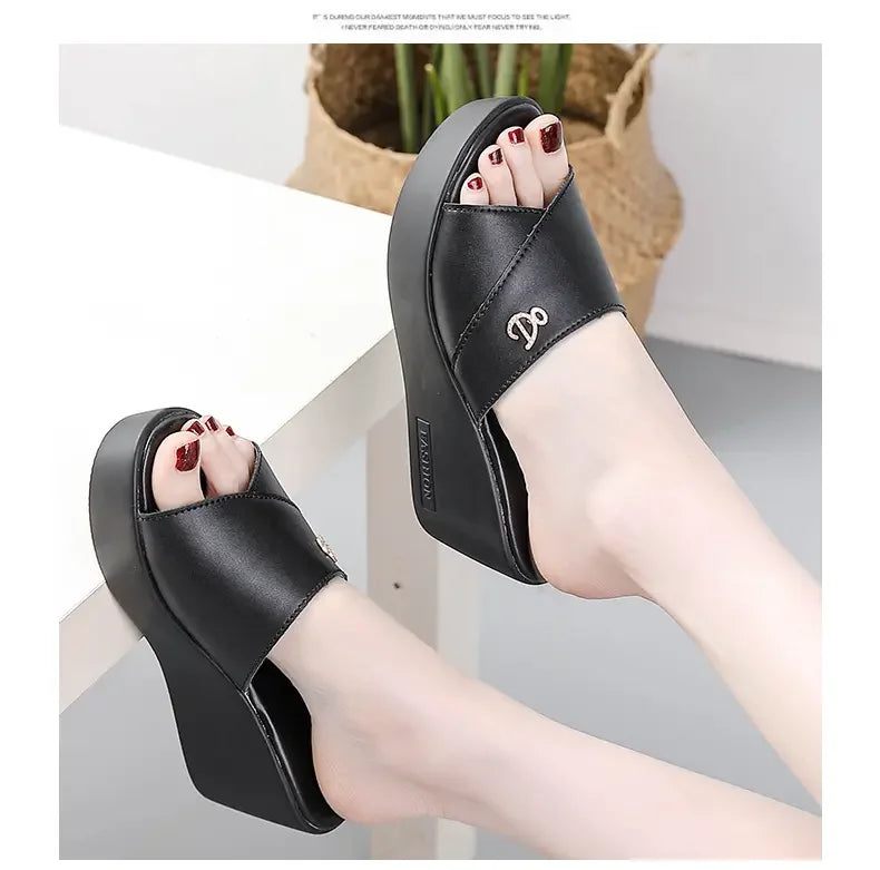 Women shoes Summer Fashion  leather Leisure shoes women platform wedges Fish Mouth Sandal Thick Bottom Slippers