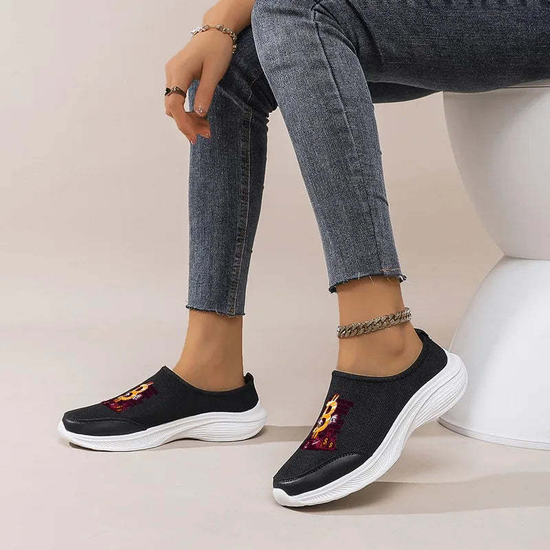 Women's Black Slip-On Casual Shoes: Platform Sole, Breathable Mesh, Trendy Print. Perfect for Shopping, Commuting & Dates.