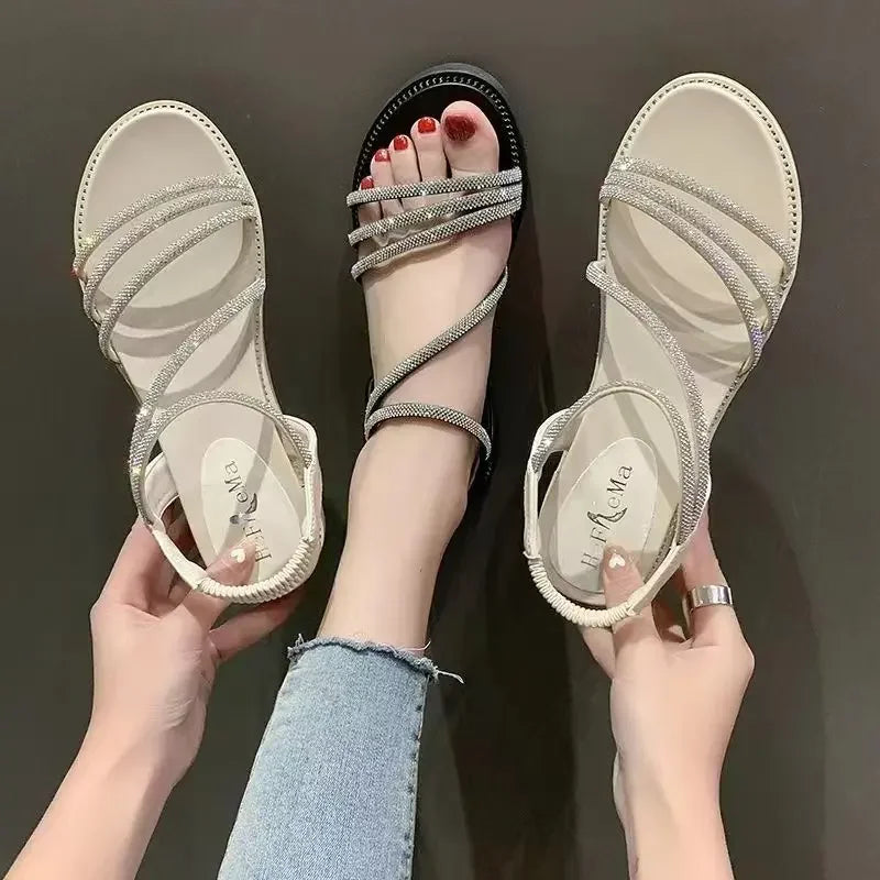 New Women's Shoes: Fashionable, Casual, and Versatile Flat Sandals