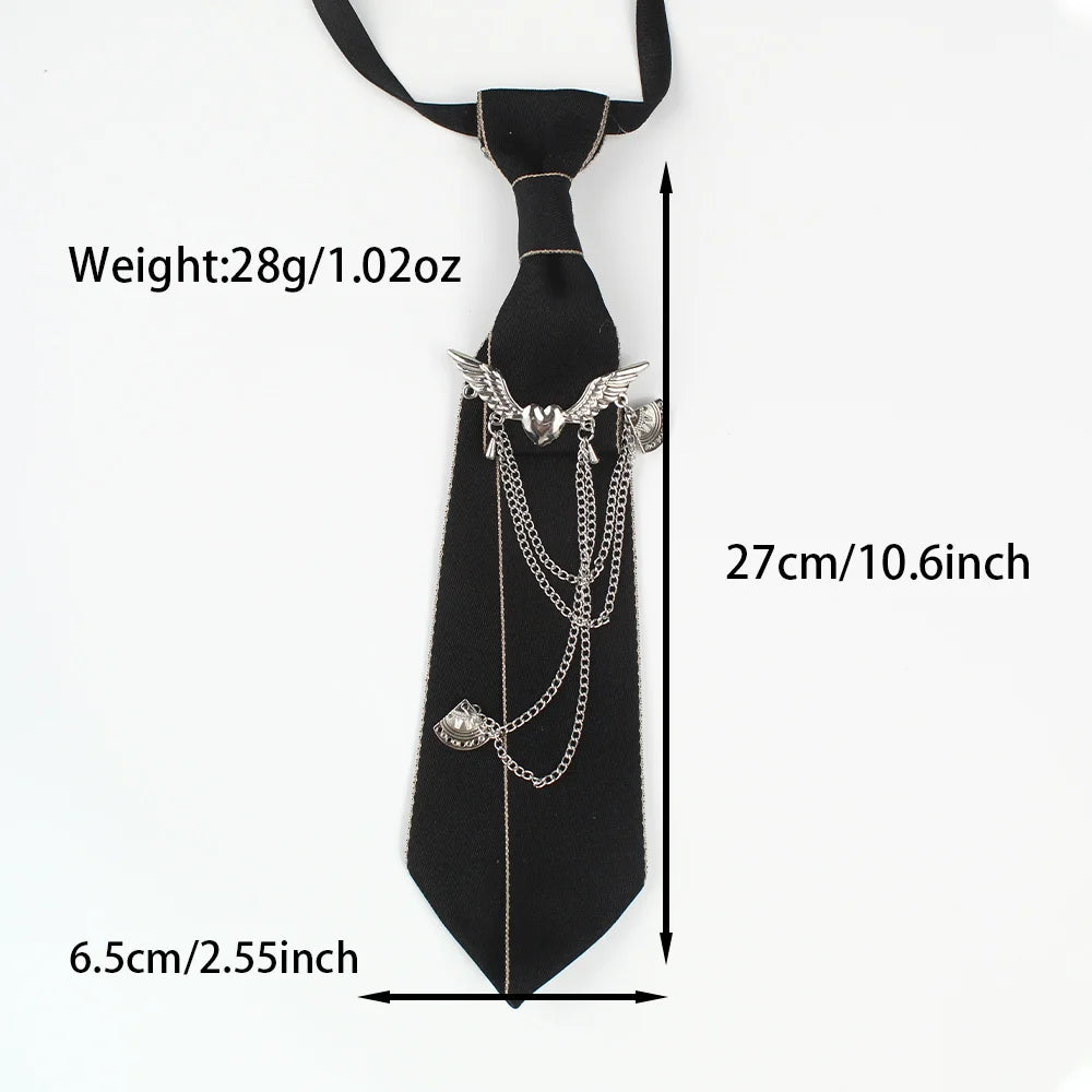 A handmade high-end fashionable tie. Light luxury and generosity. Suitable for performance hosting, event performances, etc. It