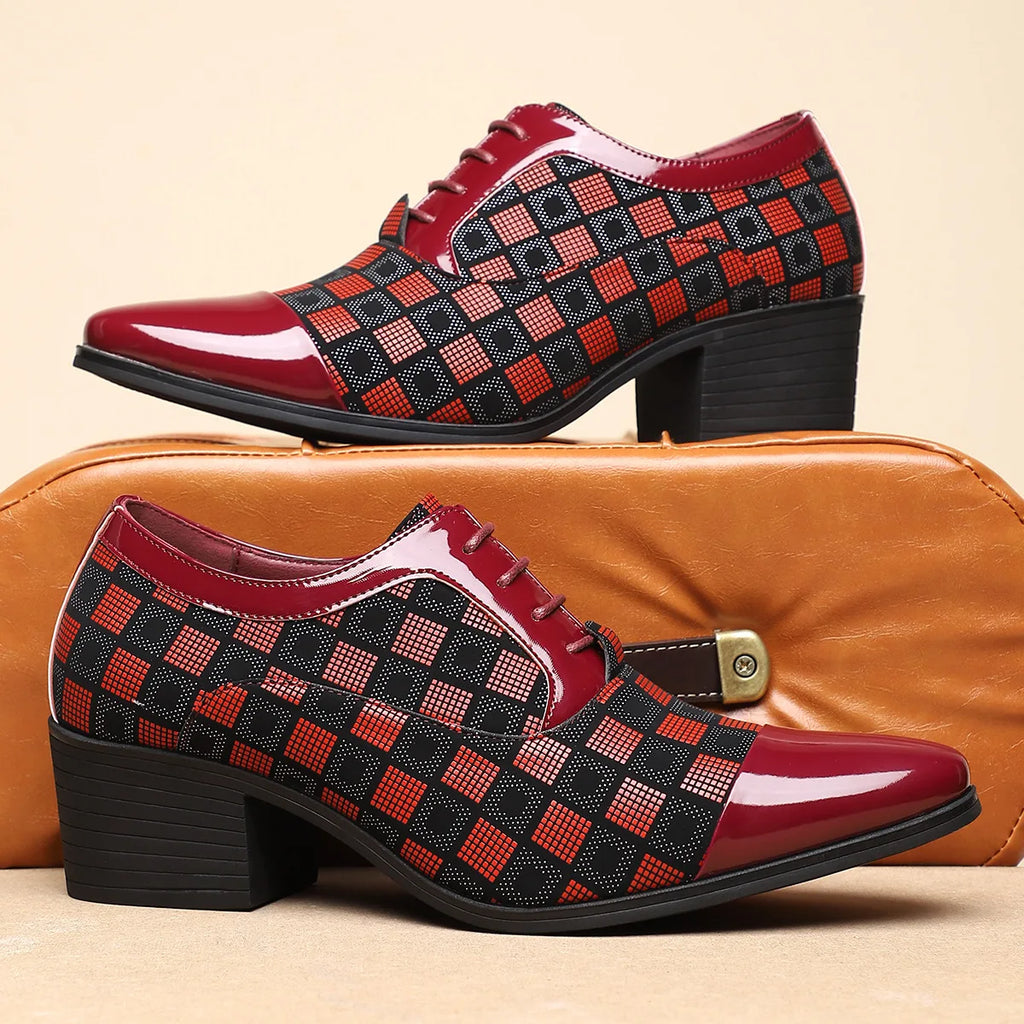 Big Size New Shoes for Men Dress Shoes British Style Checked Pointed Toe Leather Business Casual Shoes