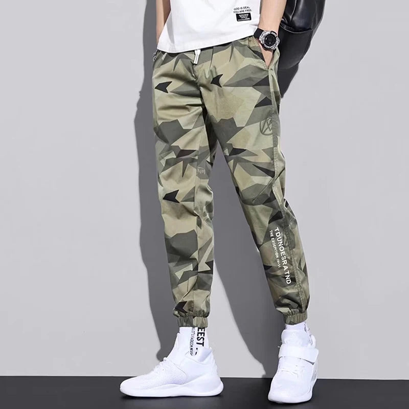 Men's Lightweight Hiking Climbing Pants Trend Camouflage Outdoor Sports Trousers Baggy Bound Feet Designer Casual Street Pants