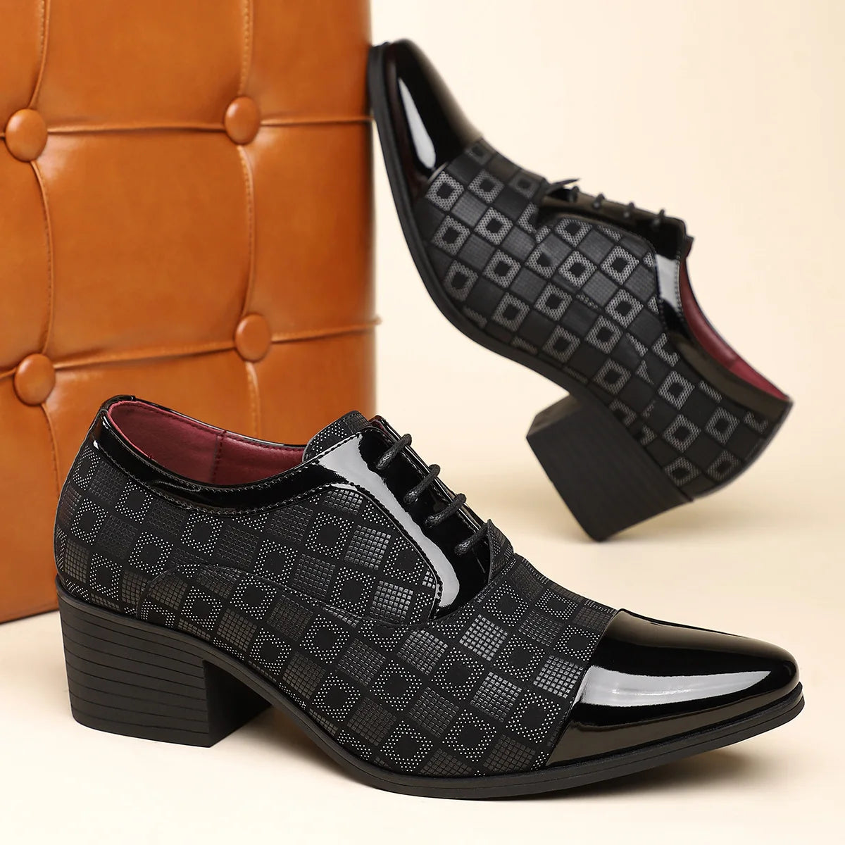 Big Size New Shoes for Men Dress Shoes British Style Checked Pointed Toe Leather Business Casual Shoes