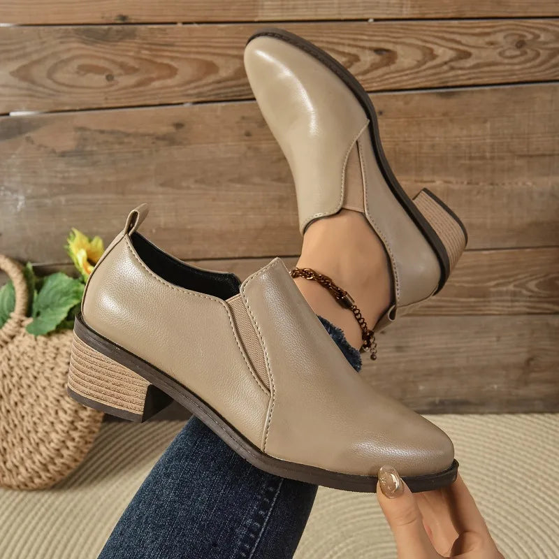 Women's Shoes New Spring Pointed Toe Retro Deep Mouth Versatile Comfortable Waterproof Slip-on Leather Shoes