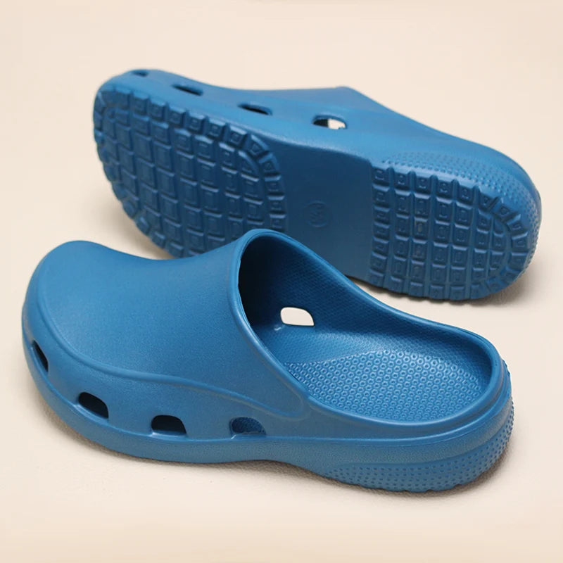 Professional Scrubs Clogs Ultra Light Nurse Work Shoes Anti Slip Pediatric Slippers Breathable Dentist Nursing Shoes 5X03-04