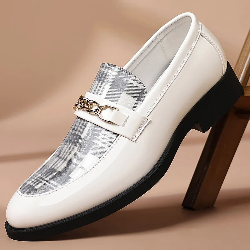 White Men's Dress Shoes Pointed Toe Oxfords Classic Business Men Leather Shoes Slip on Wedding Casual Shoes  Comfortable Loafers