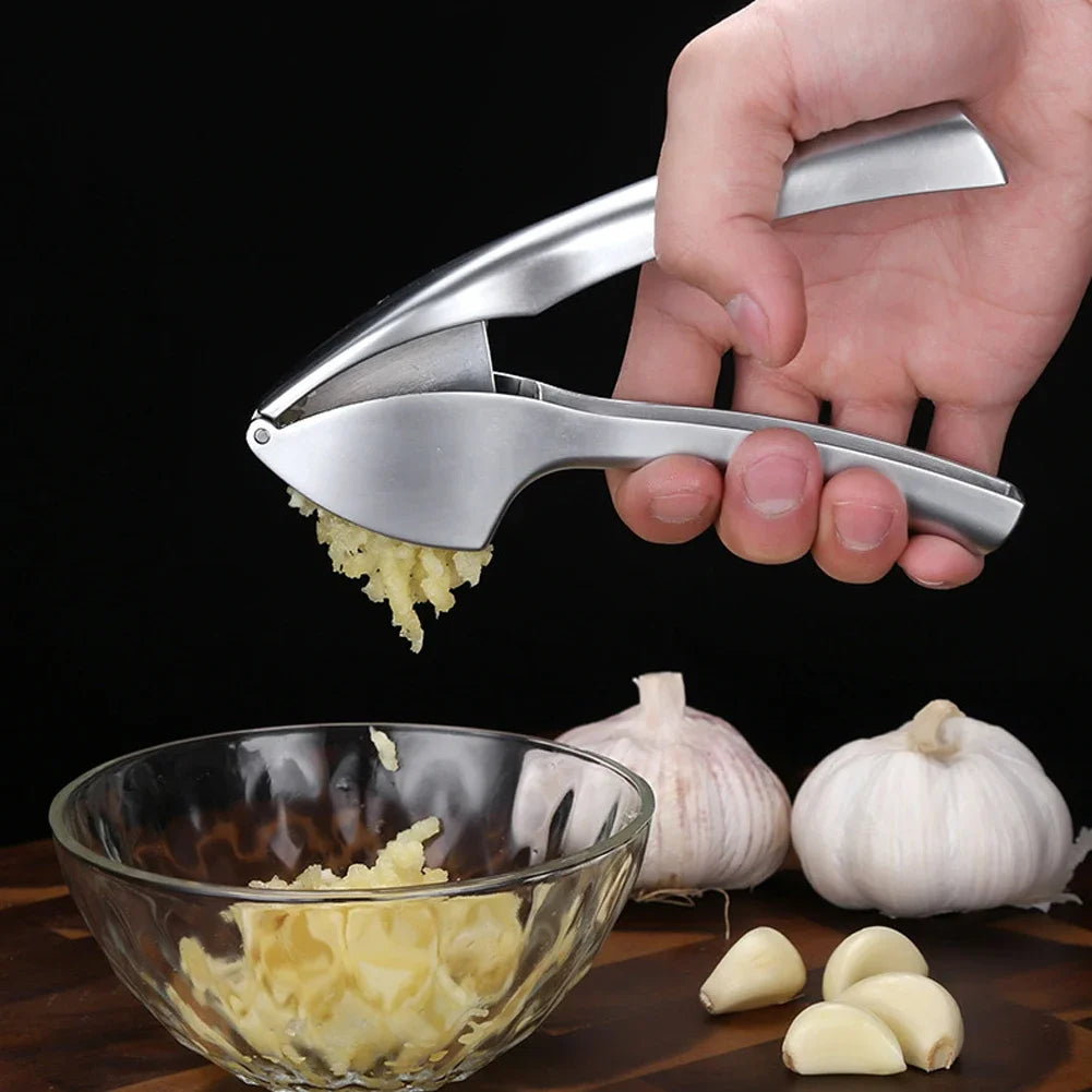 Garlic Press Stainless Steel Garlic Mincer Garlic Crusher Detachable Easy to Squeeze and Clean Kitchen Tools for Fine Garlic