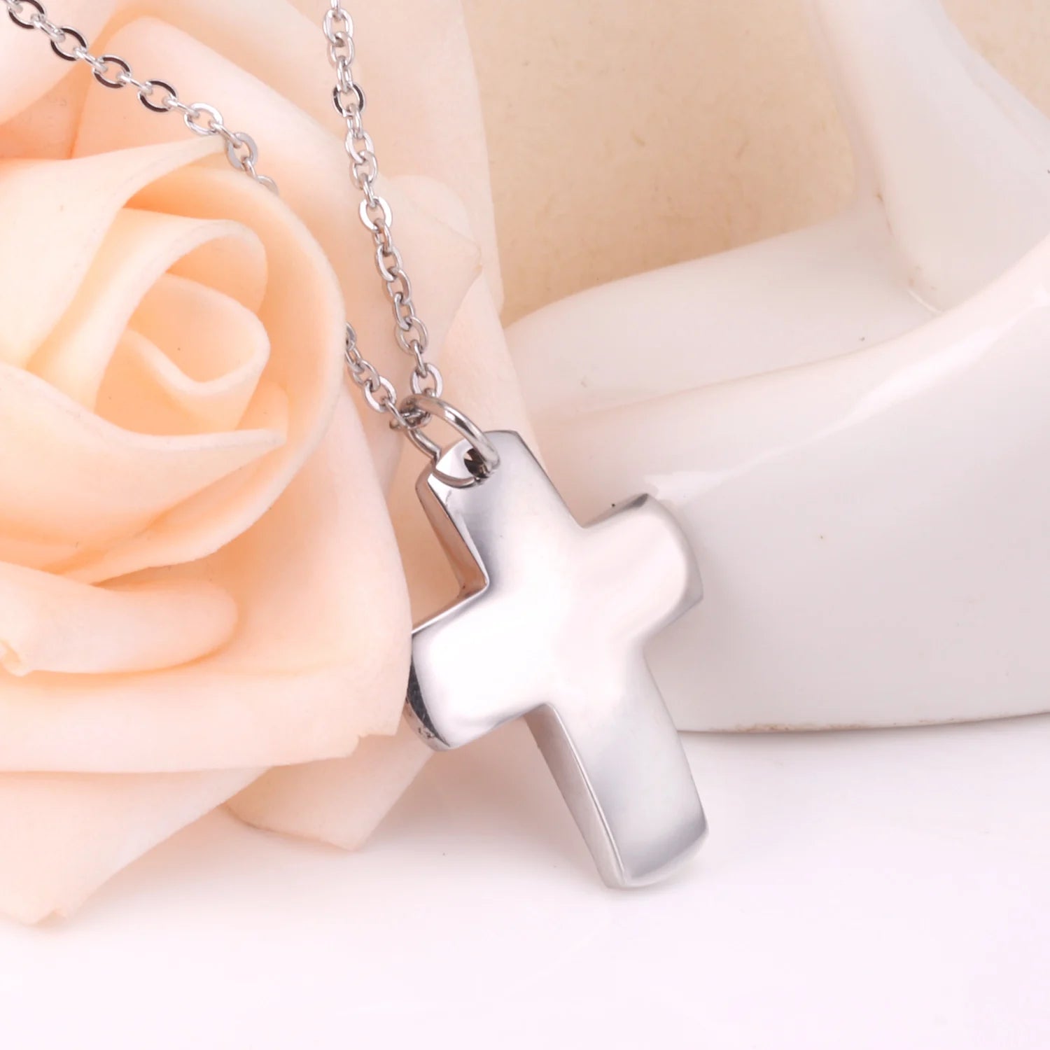 Classic Cross Pendant Necklaces For Women Girls Fashion Gold Plated Stainless Steel O Chain Collares Para Mujer Jewelry Gifts