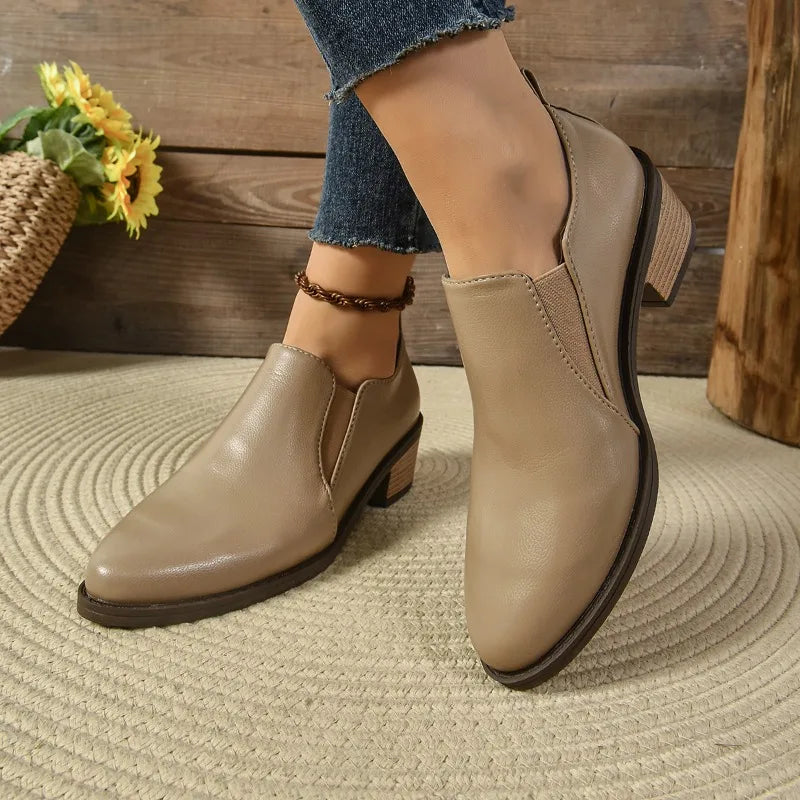 Women's Shoes New Spring Pointed Toe Retro Deep Mouth Versatile Comfortable Waterproof Slip-on Leather Shoes
