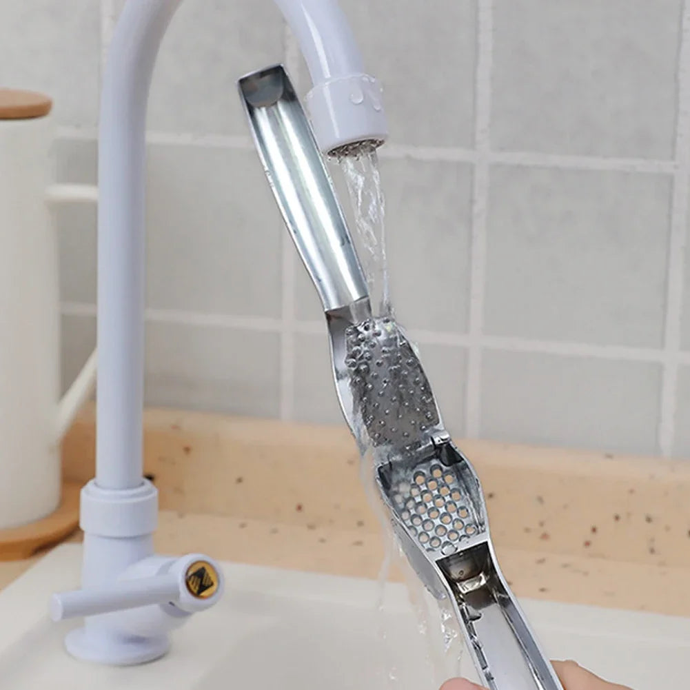 Garlic Press Stainless Steel Garlic Mincer Garlic Crusher Detachable Easy to Squeeze and Clean Kitchen Tools for Fine Garlic