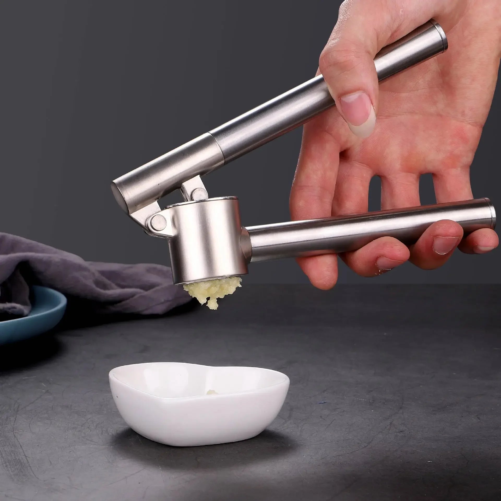 Garlic Press Mincer Stainless Steel Garlic Crusher for Kitchen, Detachable, Extended Edition 7inch, Rust Proof, Kitchen Gadgets