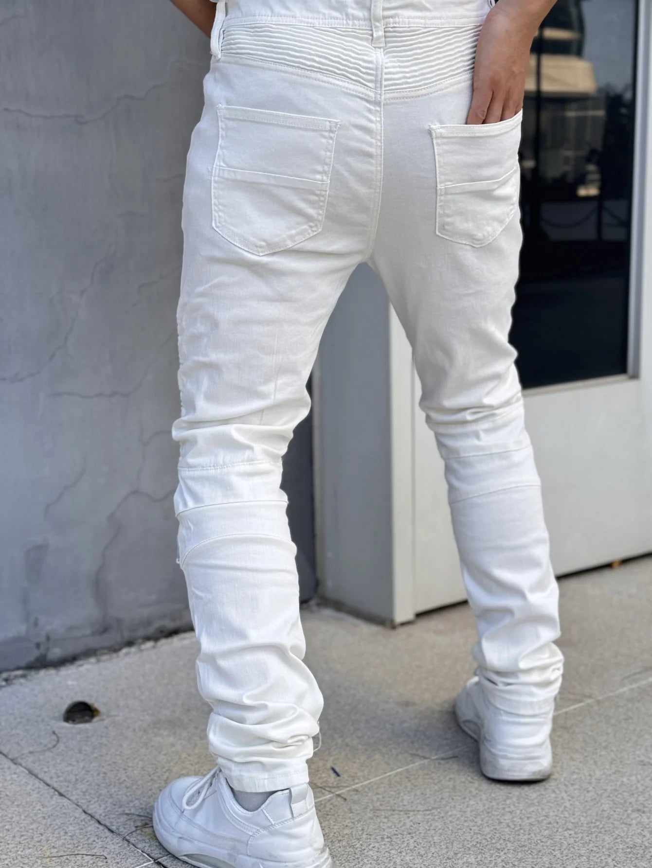 Fashionable Men's Jeans   Cool and Stylish Hip Hop Style Casual Pants   White Cotton Blended Fabric   Breathable and Comfortable