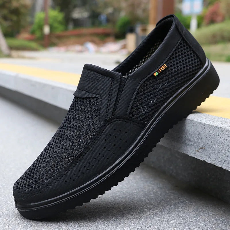Men Casual Shoes Comfortable Sneakers Summer Breathable Men Loafers Non-slip Lightweight Men Shoes Outdoor Mesh Walking Shoes