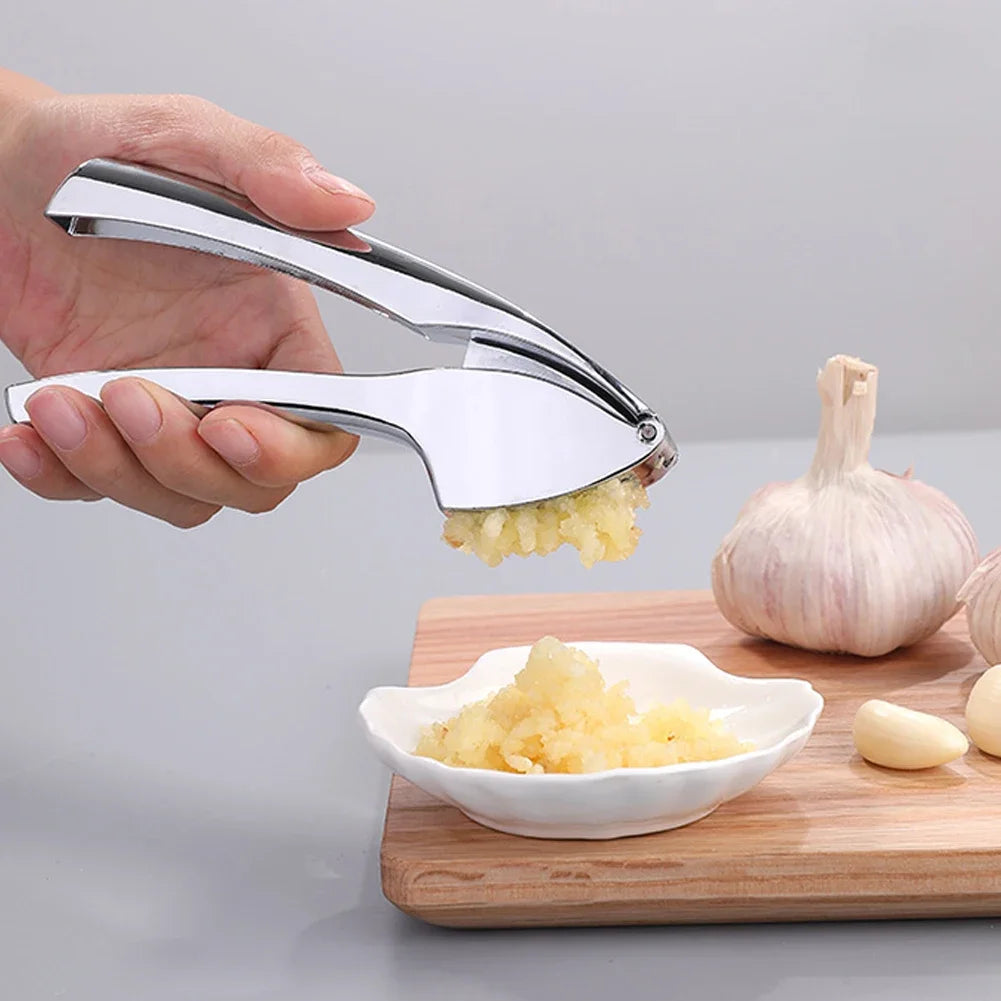 Garlic Press Stainless Steel Garlic Mincer Garlic Crusher Detachable Easy to Squeeze and Clean Kitchen Tools for Fine Garlic
