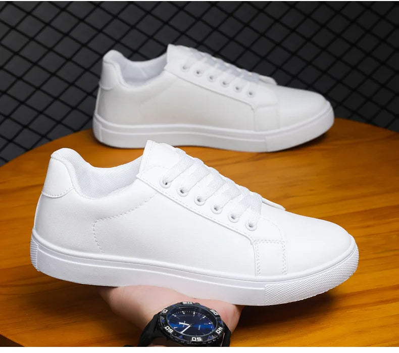 White Black Men Shoes Comfortable Casual Skateboard Shoes Men Solid Leisure Sneakers Lightweight Walking Shoes