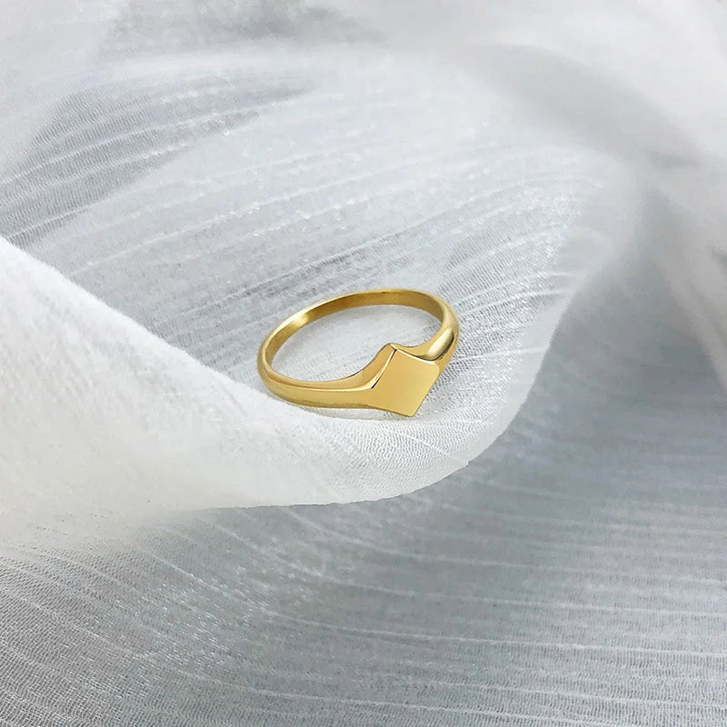 Elegant Personalized Name Bar Ring for Women Gold Color Stainless Steel Signet Stamp Ring Round Square Initial Custom Jewelry