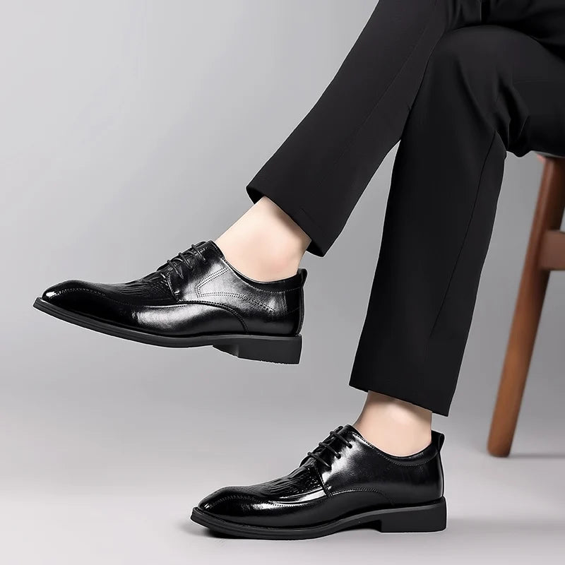 Luxury Brand Men's Glossy Leather Shoes High-end Banquet Dress Shoes Office Men's Pointed Business Shoes High-quality Versatile