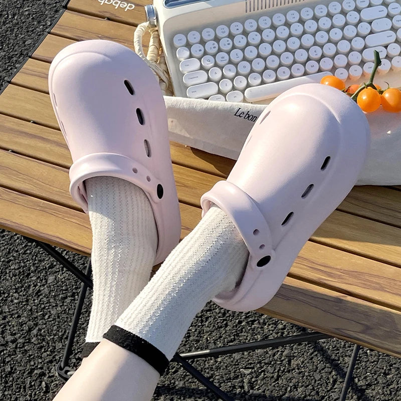 Fashion Nurse Shoes Summer Casual Dentist Clogs Non Slip Nursing Slippers Unisex Outdoor Garden Sandals for Women Slippers