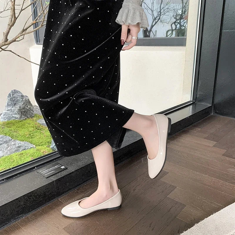 Women's Formal Uniform Shoes Spring Autumn Black Versatile Flat Shoes Women Causal Loafers Non-slip Ladies Ballet Leather Shoes