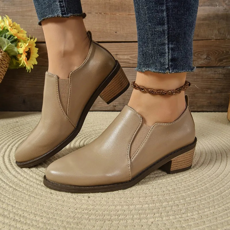 Women's Shoes New Spring Pointed Toe Retro Deep Mouth Versatile Comfortable Waterproof Slip-on Leather Shoes